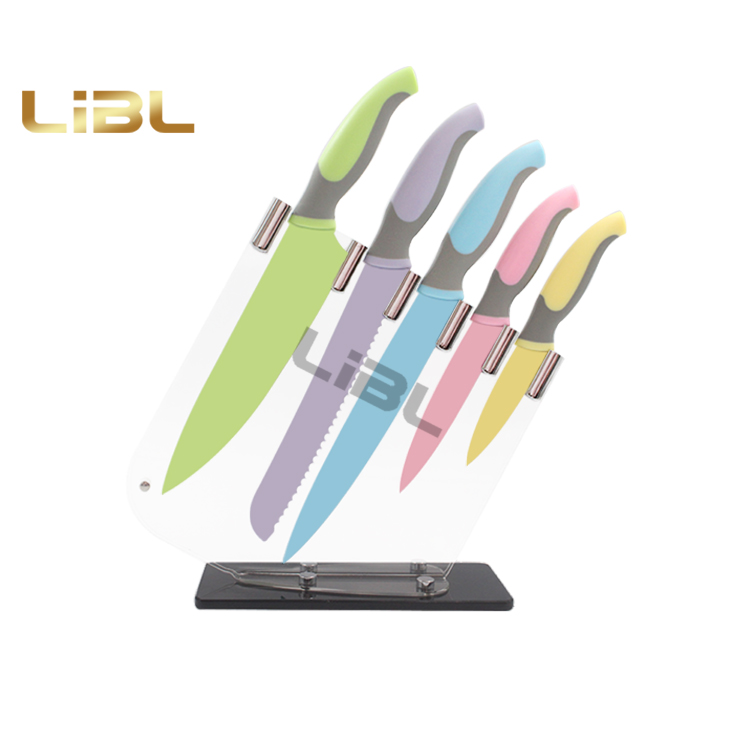 Knife set with non-stick coating