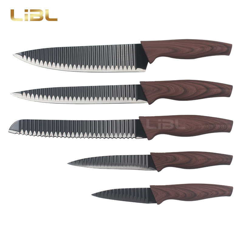 Embossed blade knife set