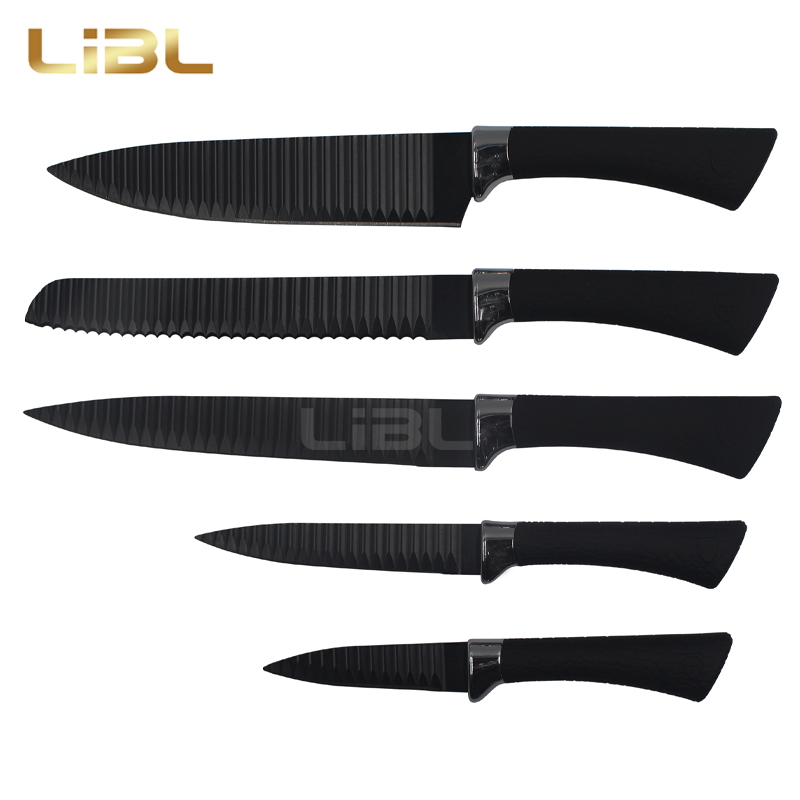 Embossed blade knife set