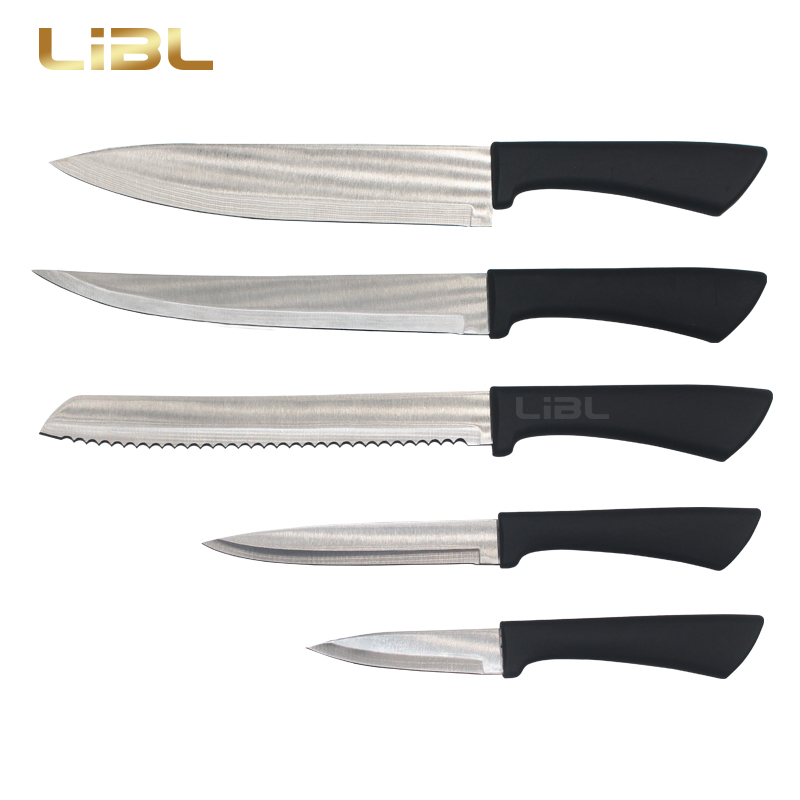 Economic knife set