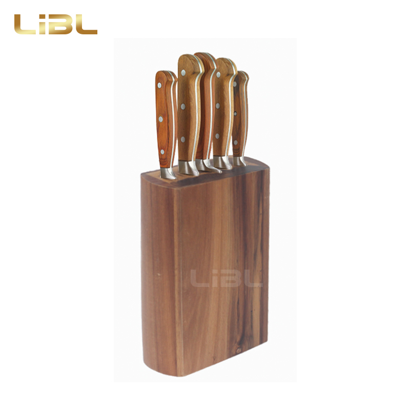 Forged knife with pakka wood handle