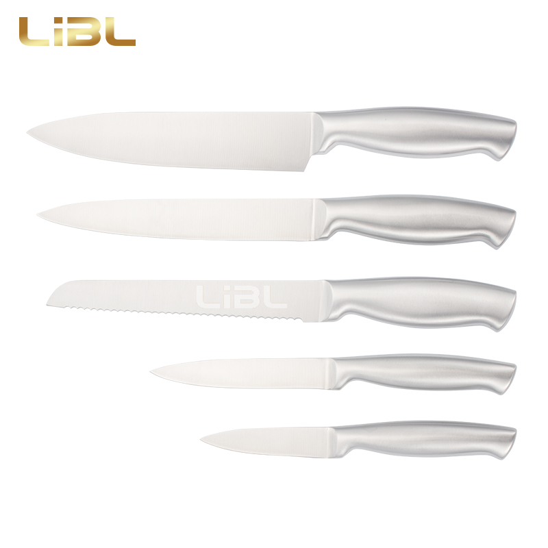 Hollow handle knife