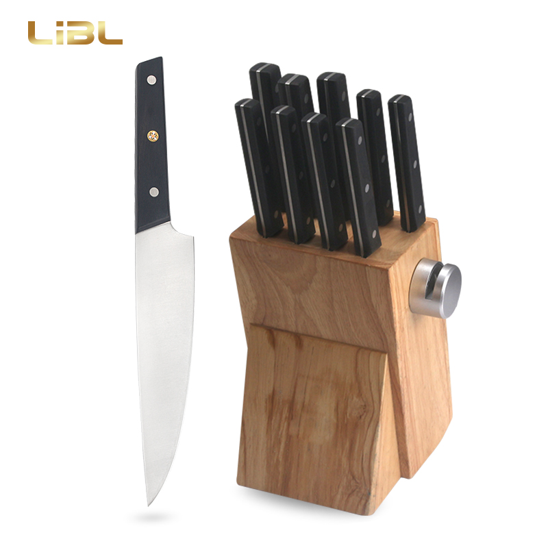Full-tang wooden handle knife set