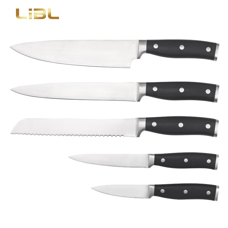 Kitchen knives with bolster